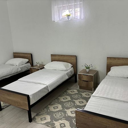 Hostel,Halal Хостел,Халал Tokmok Bagian luar foto