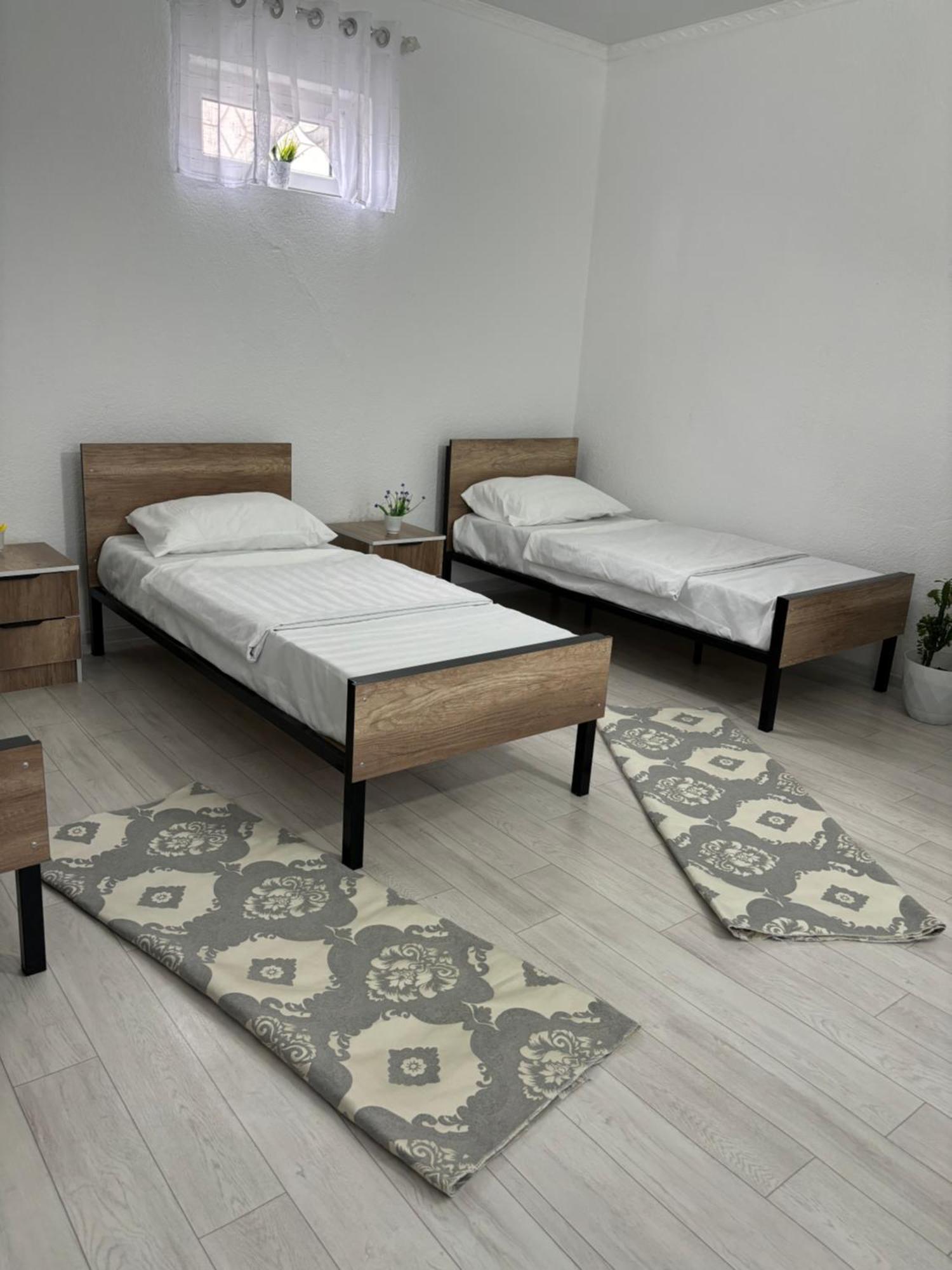 Hostel,Halal Хостел,Халал Tokmok Bagian luar foto