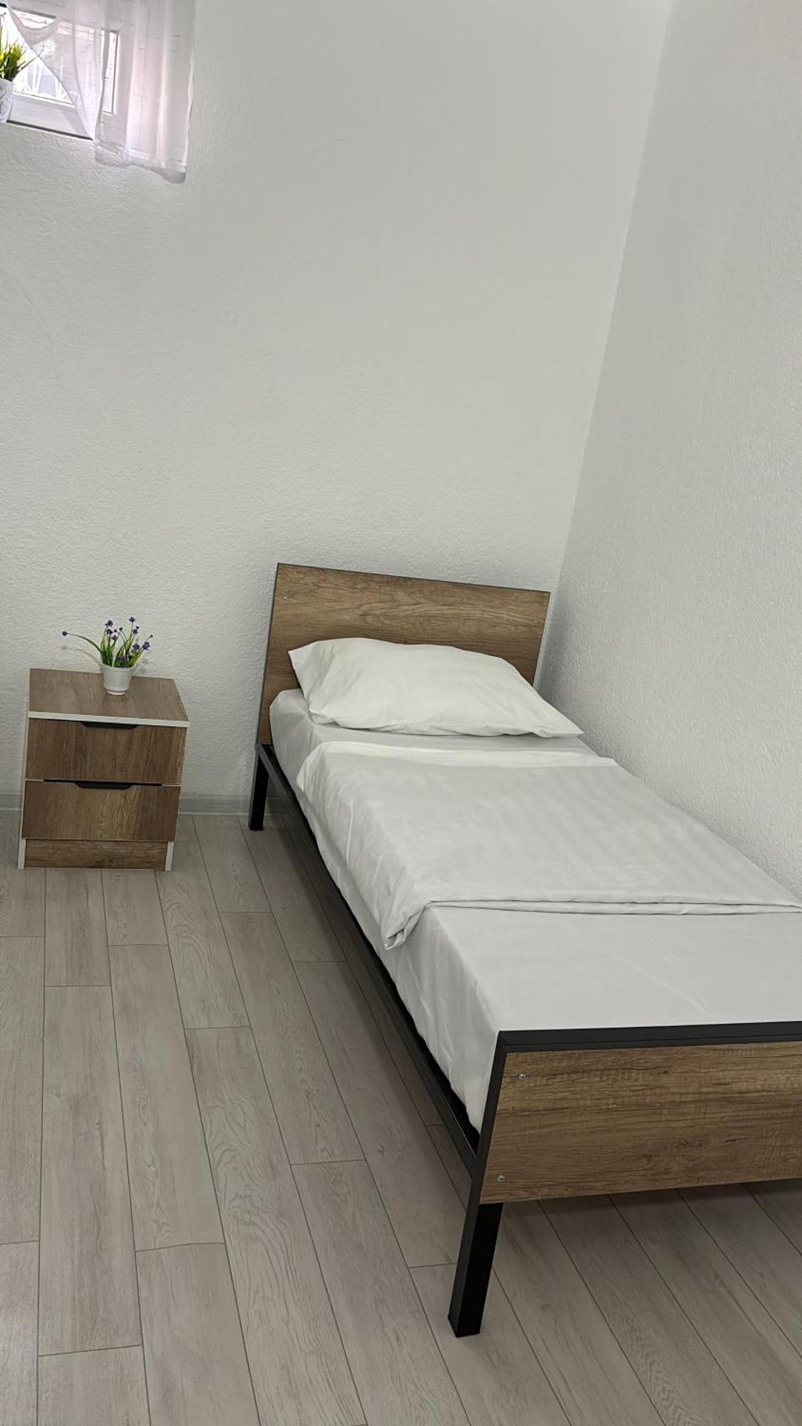 Hostel,Halal Хостел,Халал Tokmok Bagian luar foto