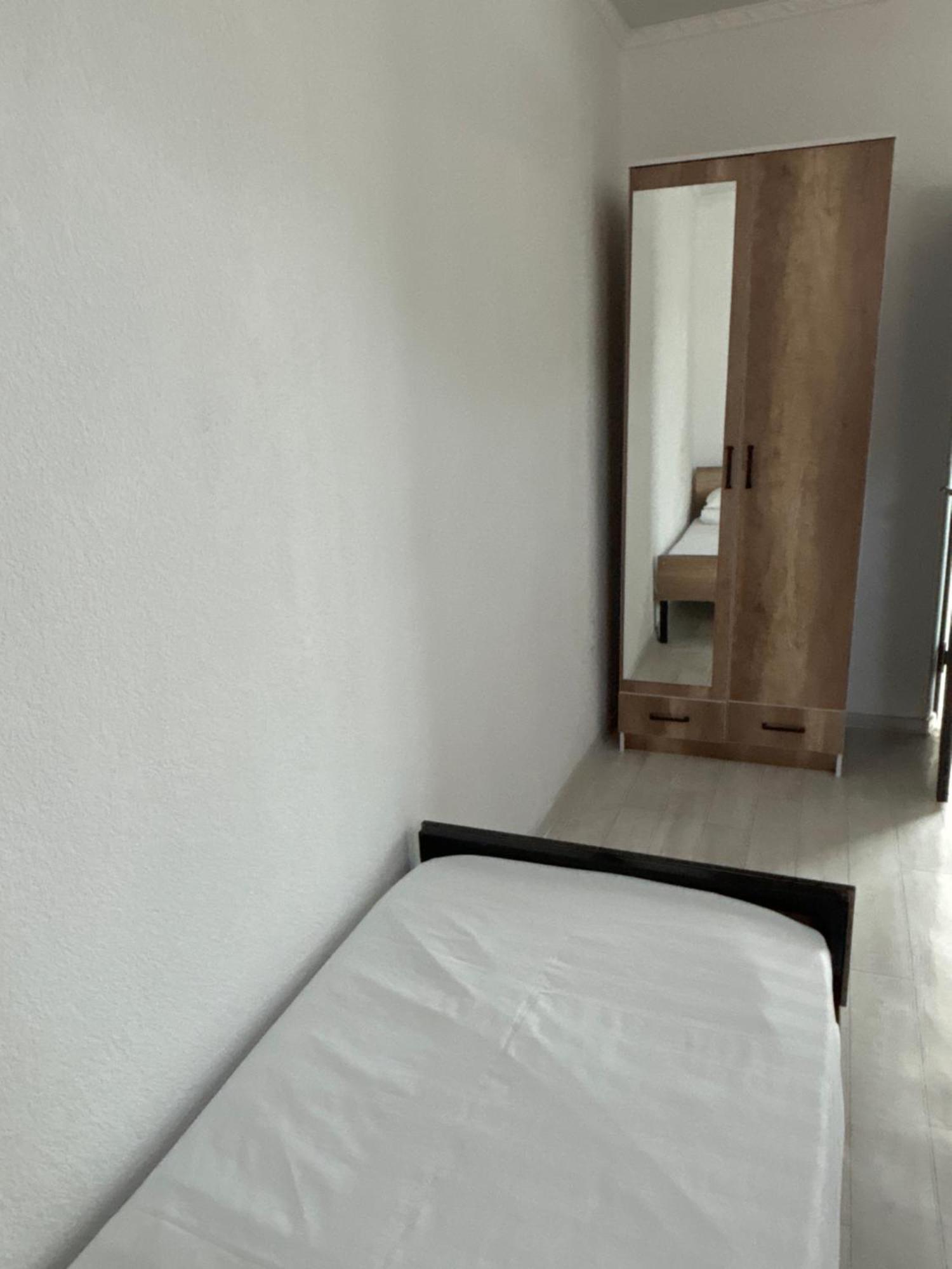 Hostel,Halal Хостел,Халал Tokmok Bagian luar foto