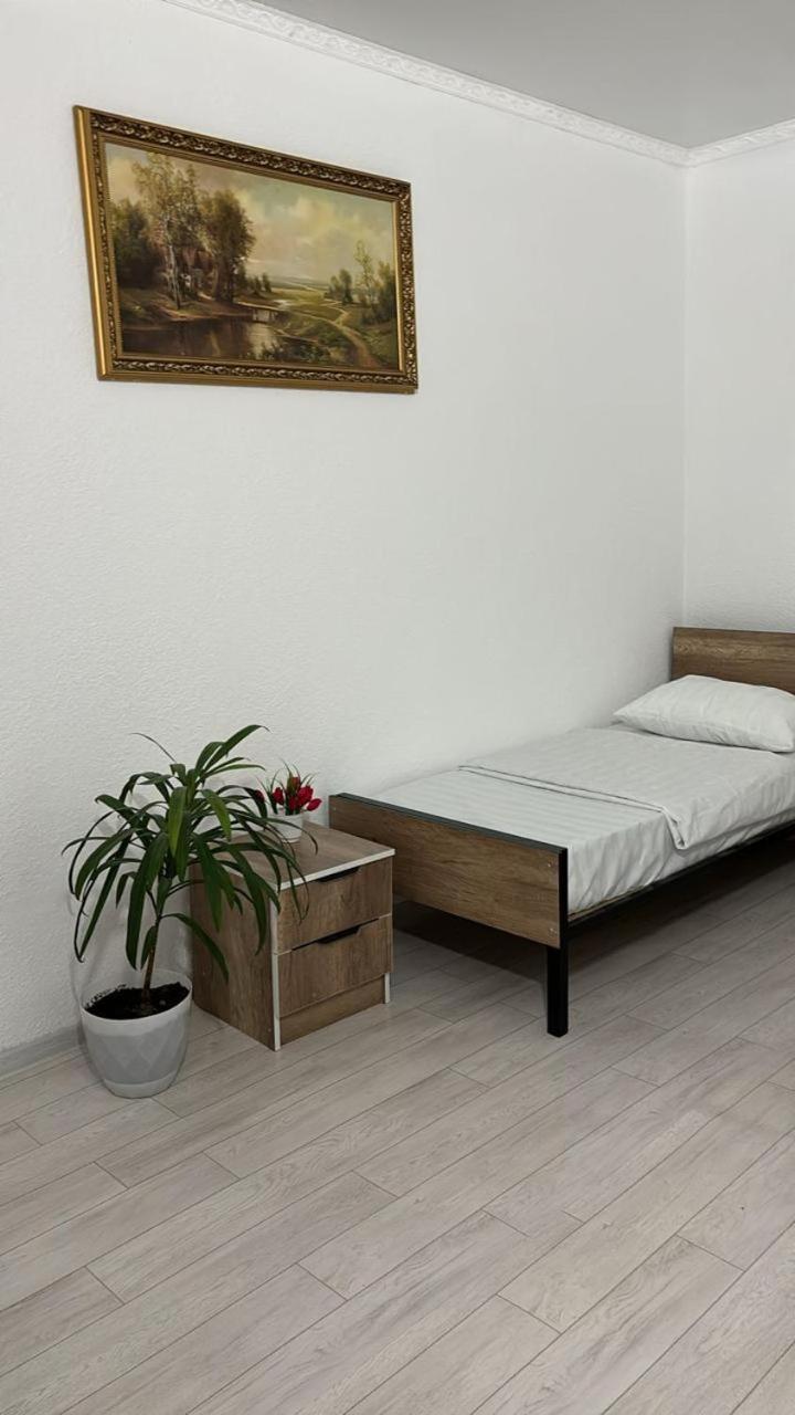 Hostel,Halal Хостел,Халал Tokmok Bagian luar foto